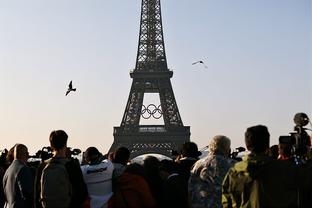 姆巴佩晒初到巴黎青涩照：7年以后的300场，哇噻？